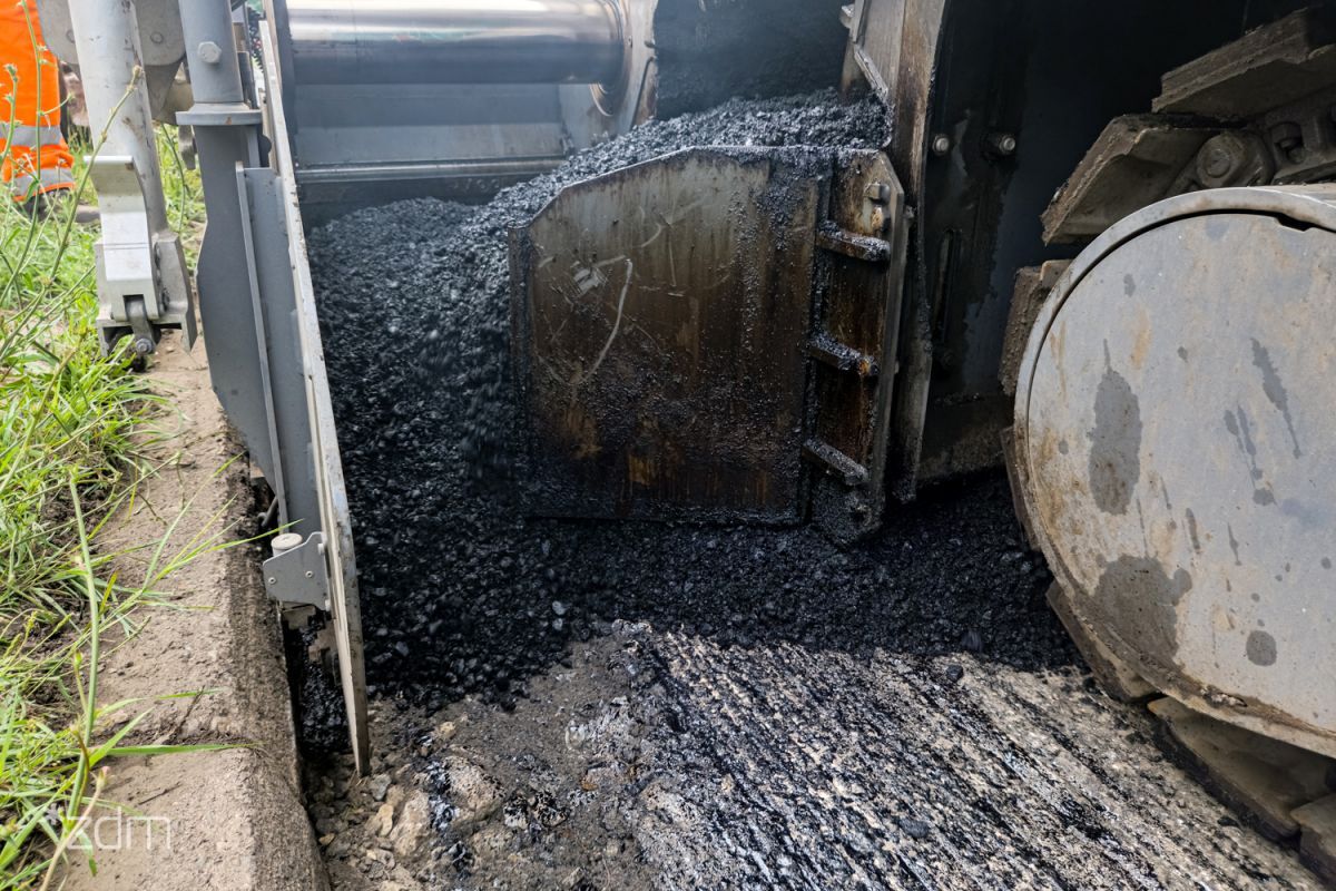 Poniedziałkowe prace drogowe