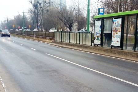 Uwaga na możliwą śliskość jezdni