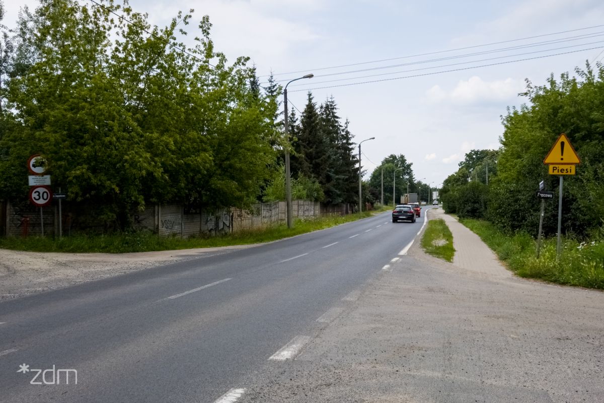 Trwa budowa przejścia dla pieszych