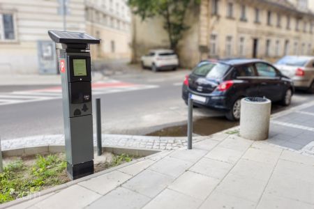 Kieruj się na zniżkę - parkuj taniej z OK Poznań!