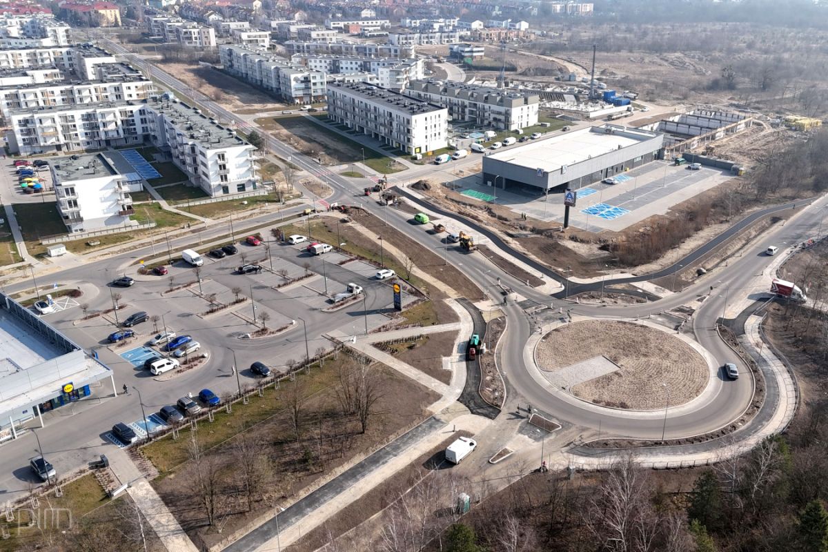 Zmiany dla kierowców na ul. Wojska Polskiego i rondzie przy ul. Koszalińskiej