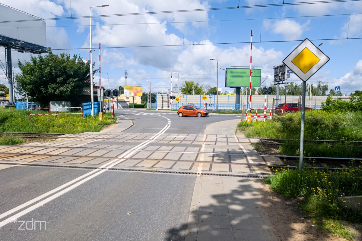 Zamknięcia przejazdów kolejowych na ul. Bałtyckiej i na Dębcu