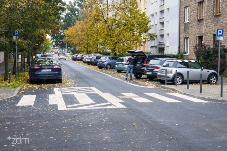 Ulica Dmowskiego z nową nawierzchnią