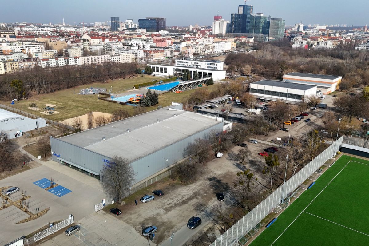 Droga dojazdowa poprowadzi do obiektów sportowych