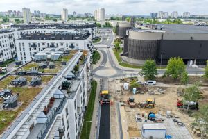 Nowa ulica przy zbiorniku retencyjnym
