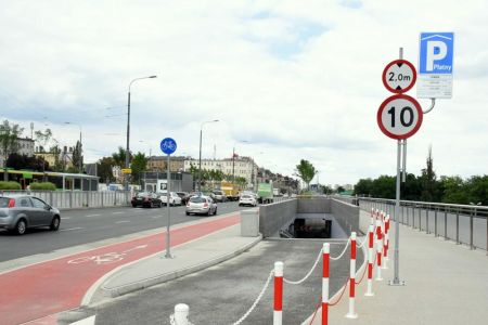 Parking pod Kaponierą czeka na kierowców