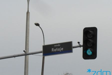 Naprawa nawierzchni na rondzie Rataje