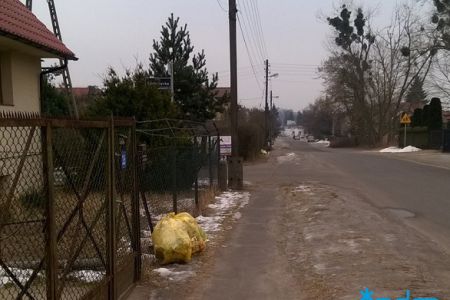 Naprawy jezdni i chodnika