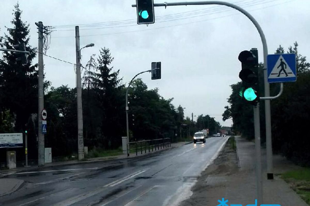 Dla bezpieczeństwa na skrzyżowaniu ulic Naramowickiej i Dzięgielowej