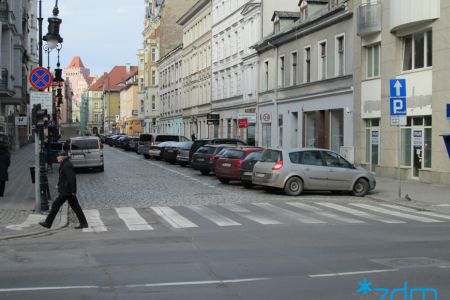 Naprawy nawierzchni na ulicach wokół Starego Rynku