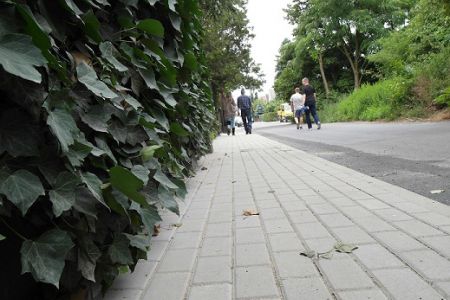 Kolejny wyremontowany chodnik na Świerczewie