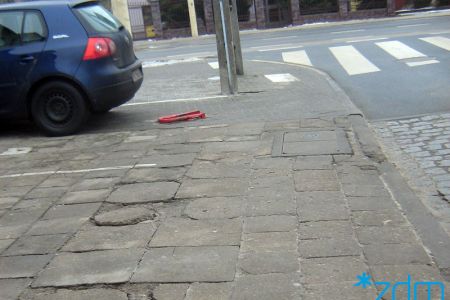 Będziemy przebudowywać chodnik na ul. Pszennej