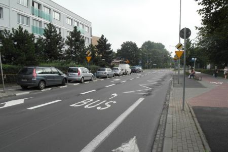 Buspas na Kazimierza Wielkiego i Mostowej już działa