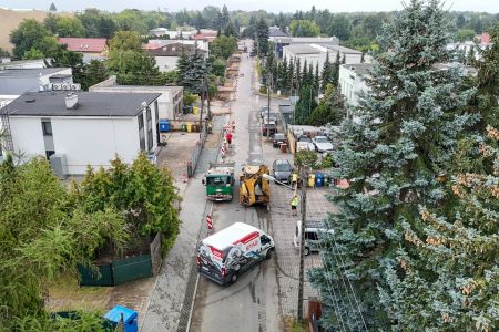 Ulica Czarnkowska zyskuje wygodny chodnik