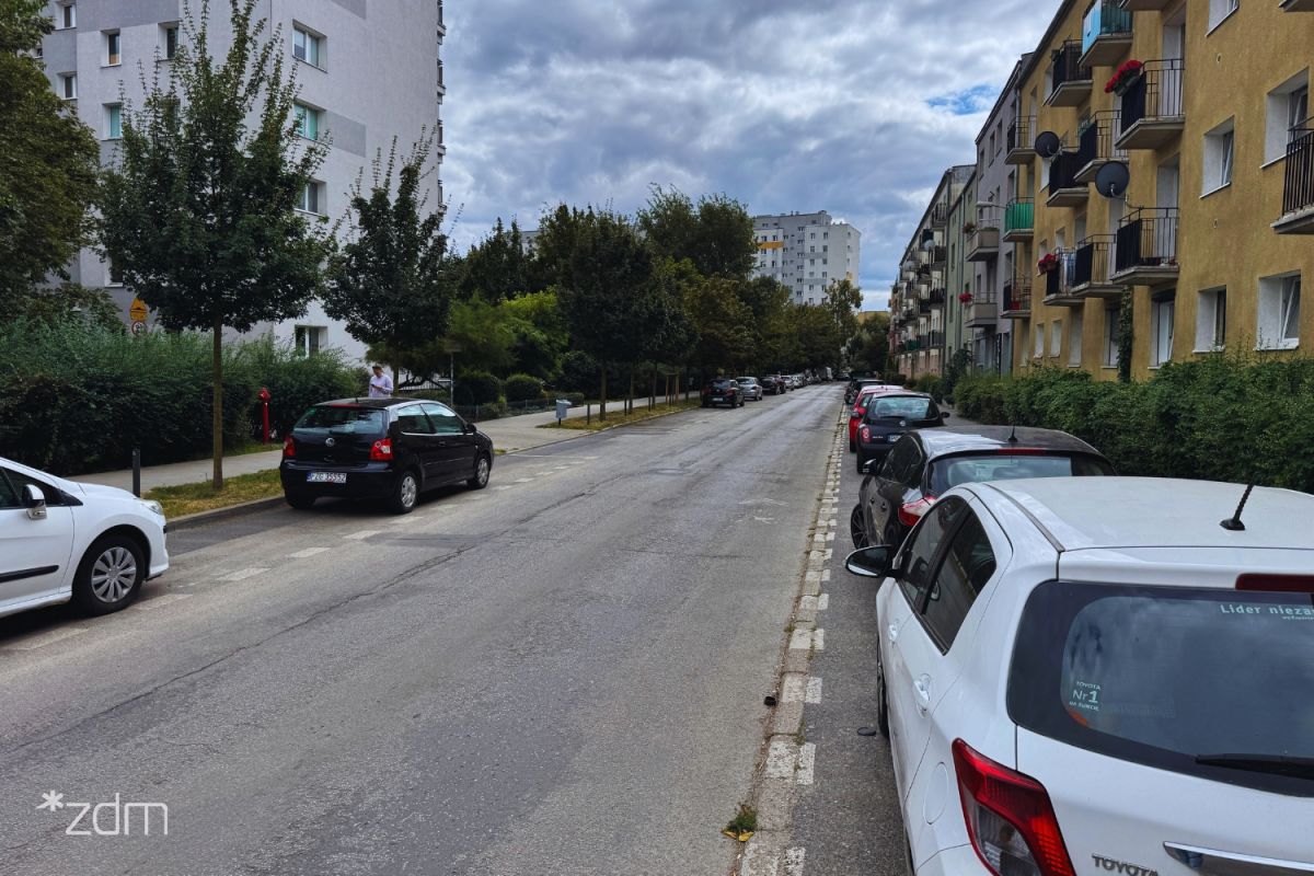 Wymienimy nawierzchnię jezdni na ulicy Dmowskiego