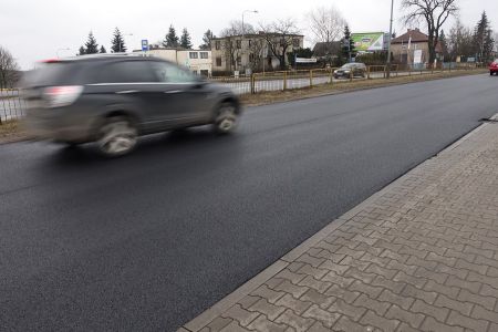 Ulica Dąbrowskiego - już z nową nawierzchnią