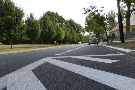 Nowe miejsca postojowe i większe bezpieczeństwo
