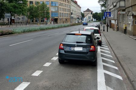 By samochody nie zastawiały chodnika
