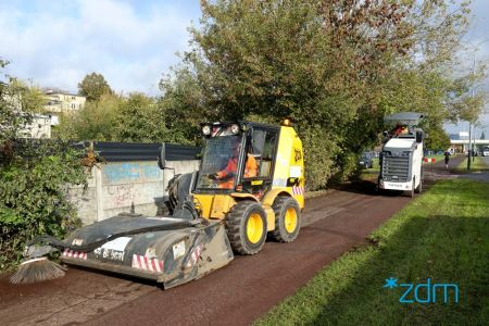 Wymieniamy nawierzchnię ciągu pieszo-rowerowego na Wildzie