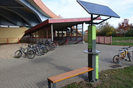 Odpocznij, napraw rower, naładuj telefon