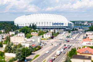 Jak dotrzeć na stadion miejski w dniu meczu?