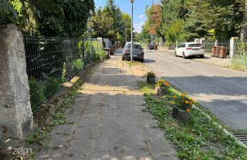 Chodnik na ulicy Podolskiej do remontu. fot. Bartosz Szczepaniak / ZDM