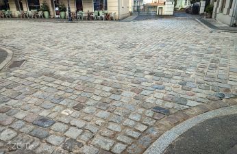 Z nawierzchni zniknęły niebezpieczne nierówności i obniżenia. 