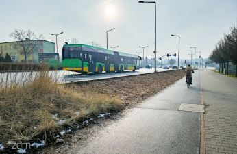 Droga dla rowerów na ul. Bułgarskiej. fot. Bartosz Jankowski / ZDM