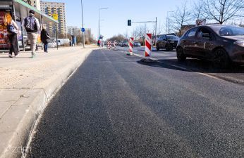 Wyremontowaliśmy zatokę autobusową po północnej stronie Alei Solidarności. fot. Bartosz Jankowski / ZDM