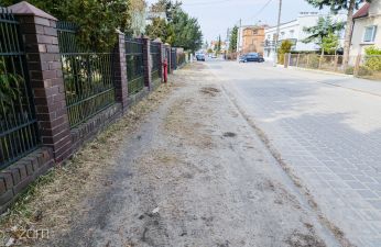 Nowy chodnik powstanie na ul. Nowosolskiej. fot. Bartosz Jankowski / ZDM