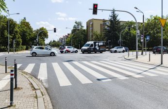 Będzie bezpieczniej na skrzyżowaniu Grochowska – Marcelińska. fot. Bartosz Jankowski / ZDM