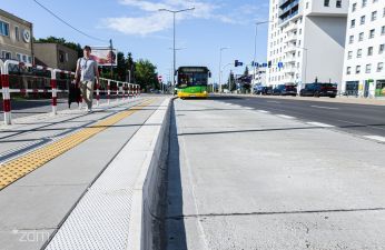Przystanek Marszałkowska po metamorfozie. fot. Bartosz Jankowski / ZDM