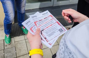 Warto dostosować identyfikację wizualną do obowiązujących przepisów. fot. Bartosz Jankowski / ZDM