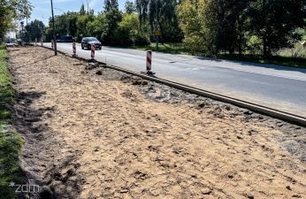 Naprawiamy chodnik na ul. Wiatracznej. fot. Bartosz Szczepaniak / ZDM