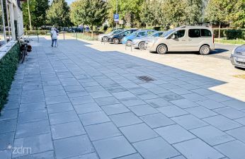Nowa nawierzchnia chodnika na ul. Rycerskiej. fot. Bartosz Szczepaniak / ZDM