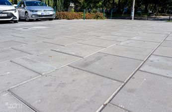 Nowa nawierzchnia chodnika na ul. Rycerskiej. fot. Bartosz Szczepaniak / ZDM