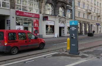 Licznik rowerowy na placu Wolności