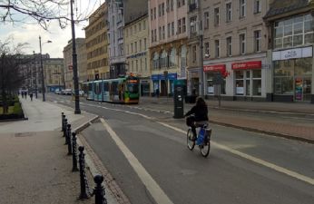 Licznik rowerowy na placu Wolności