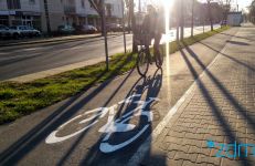 Trwa malowanie oznakowania poziomego na drogach rowerowych oraz ciągach pieszo rowerowych