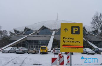 Parking tymczasowy przy hali Arena