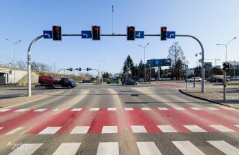 W środę, 12 lutego, w godzinach 8:30 – 15:30, na skrzyżowaniu ulic Niestachowskiej, Żeromskiego i św. Wawrzyńca nastąpi czasowe wyłączenie sygnalizacji świetlnej. fot. Bartosz Jankowski / ZDM