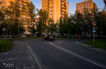 Dwa przejścia dla pieszych, które zostaną doświetlone w rejonie ul. Stróżyńskiego i Marka Aviano. fot. Bartosz Jankowski / ZDM