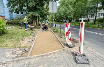 Trwa remont chodnika na ulicy Świętego Rocha. fot. Bartosz Szczepaniak / ZDM