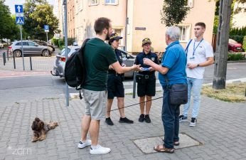 Mieszkańcy otrzymywali psie pakiety. fot. Bartosz Jankowski / ZDM