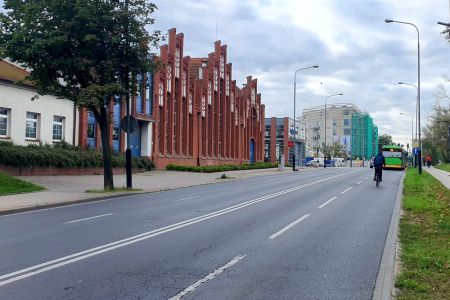 Buspas na ul. Garbary będzie dłuższy
