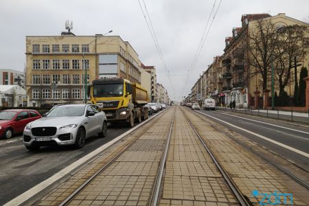 Wdrażanie SPP – prace na Głogowskiej, montaż znaków i testy parkomatów