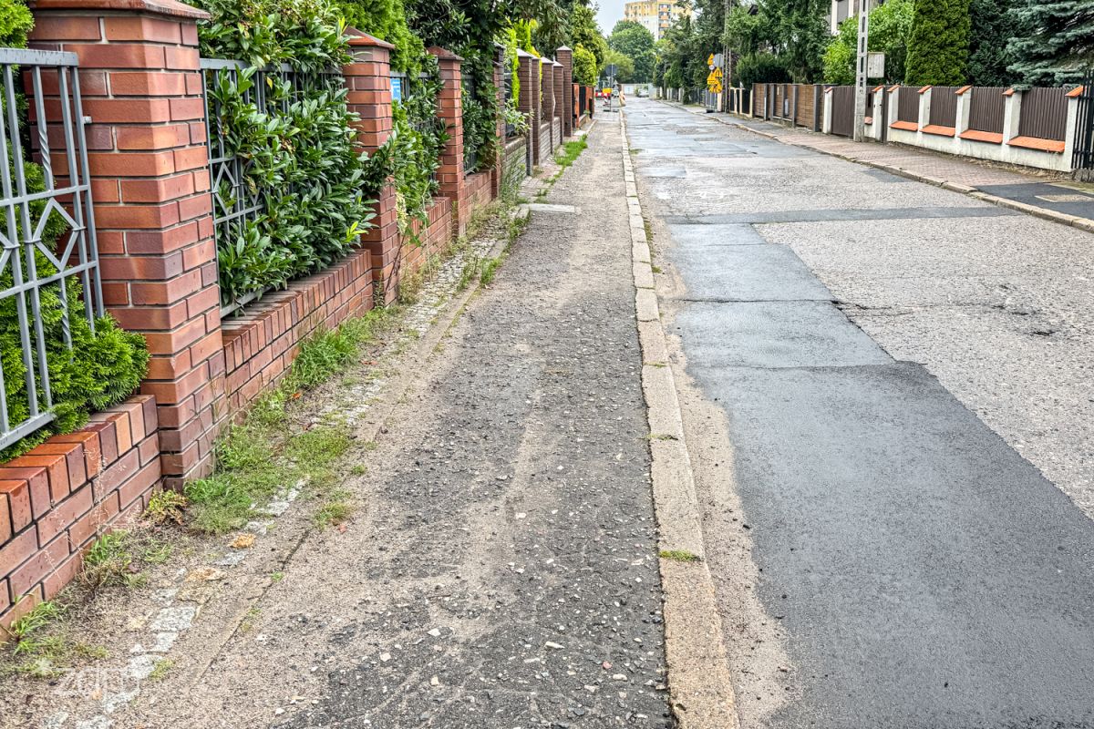 Wyremontujemy chodnik na Podkomorskiej