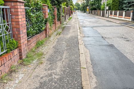 Wyremontujemy chodnik na Podkomorskiej