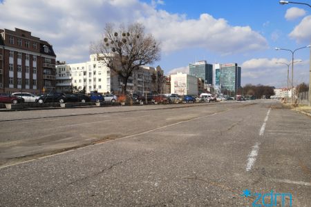 Więcej miejsc na parkingu buforowym przy ul. Dolna Wilda