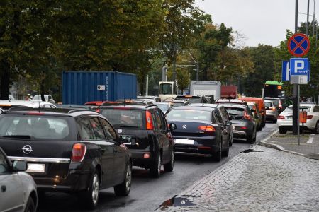 Prace na autostradzie potrwają dłużej